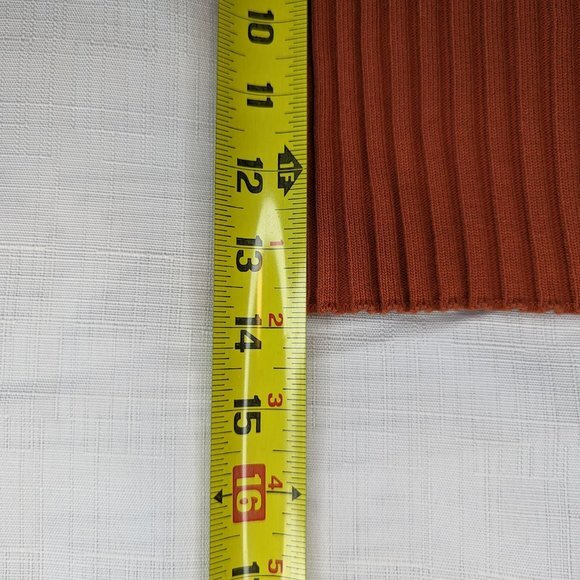 Burnt Orange‎ Cropped Ribbed Tank Top - Picture 3 of 6